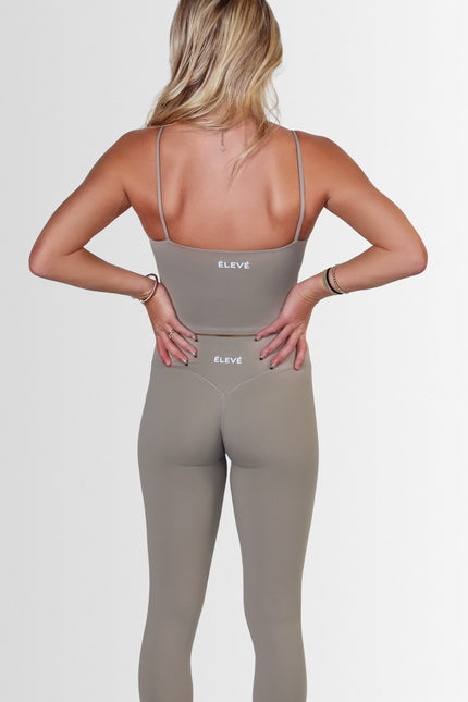 AIRLUXE CAMI SPORTS BRA -KHAKI- ÉLEVÉ