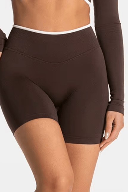 ELEVATED CORE SHORTS MOCHA- Élevé