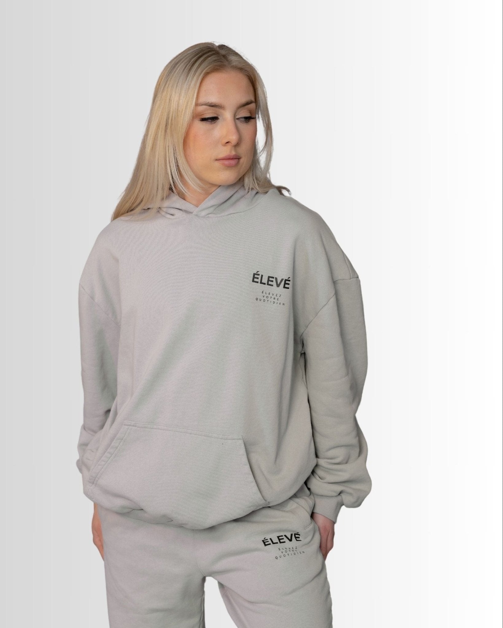 ESSENTIAL SET HOODIE - SILVER MEDAL - Élevé