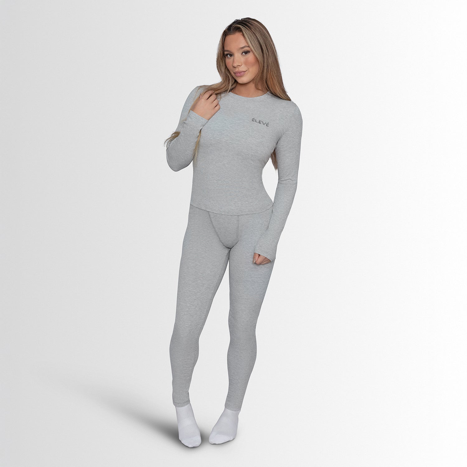 LAYLA LOUNGE LONG SLEEVES - Élevé