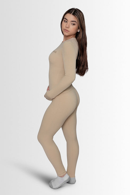 LAYLA LOUNGE LONG SLEEVES - Élevé