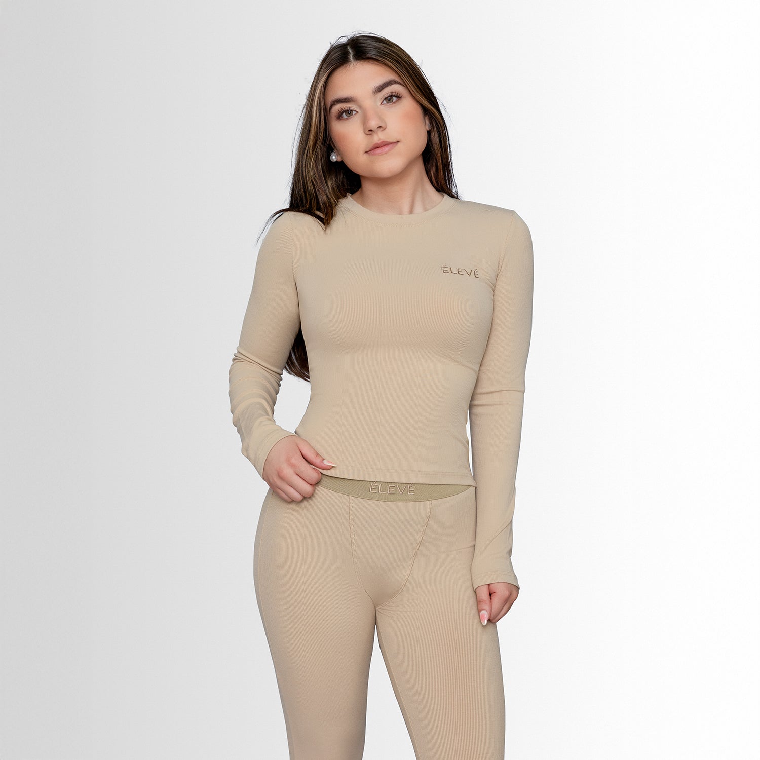 LAYLA LOUNGE LONG SLEEVES- Oat Milk Élevé