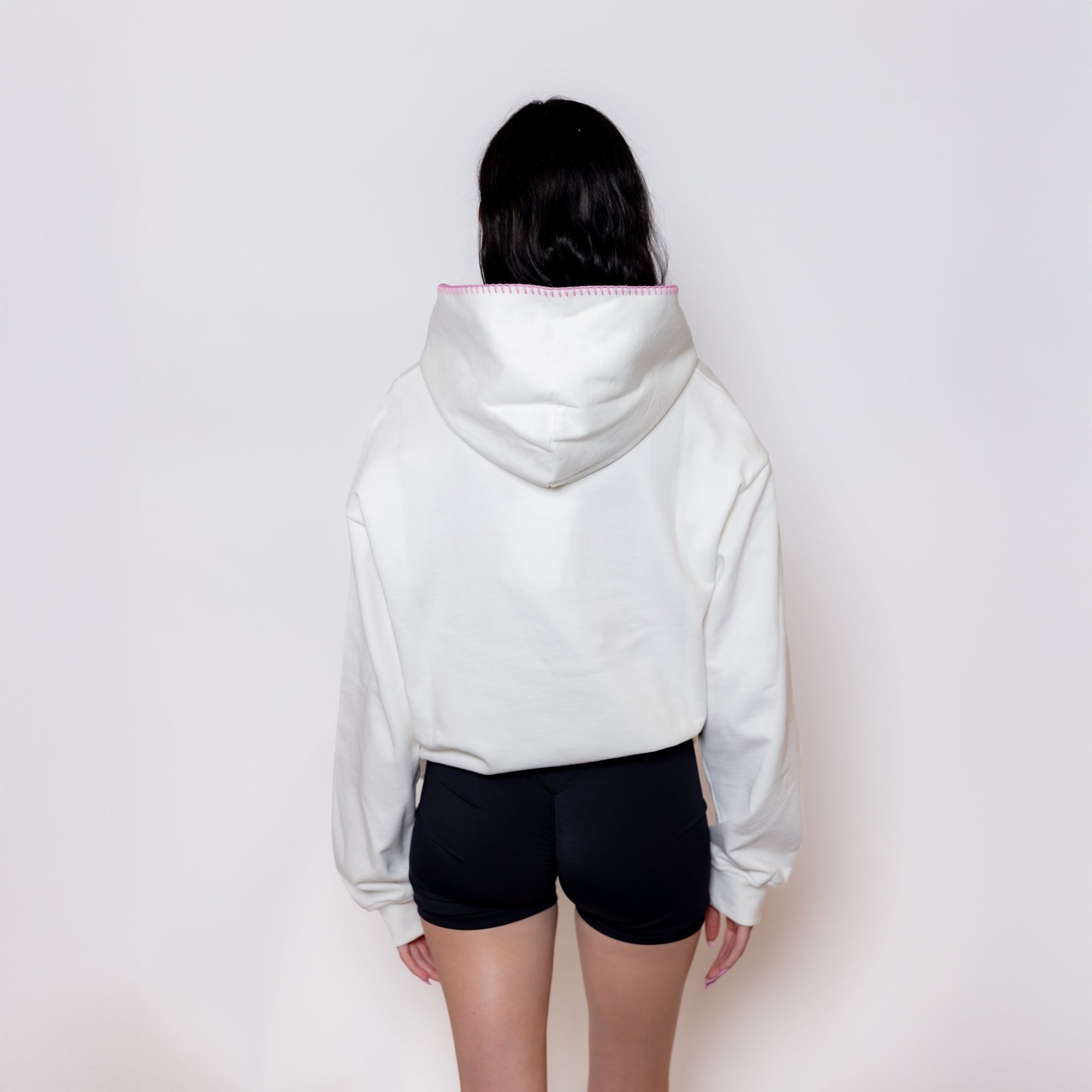 L'ILA STITCH HOODIE - BLANC-BLUSH PINK Élevé