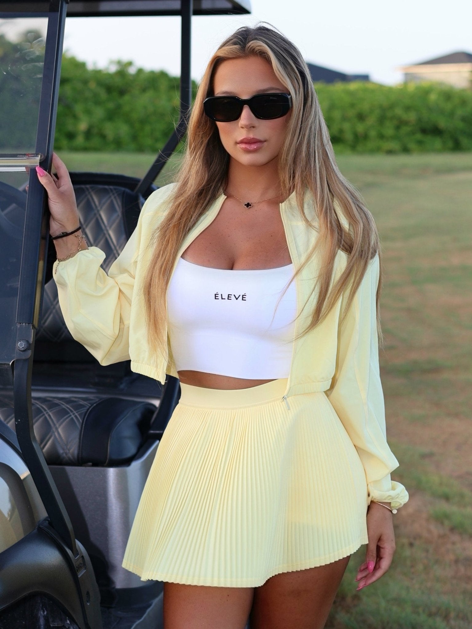 MATCH POINT PLEAT SKIRT - BUTTER GLOW Élevé