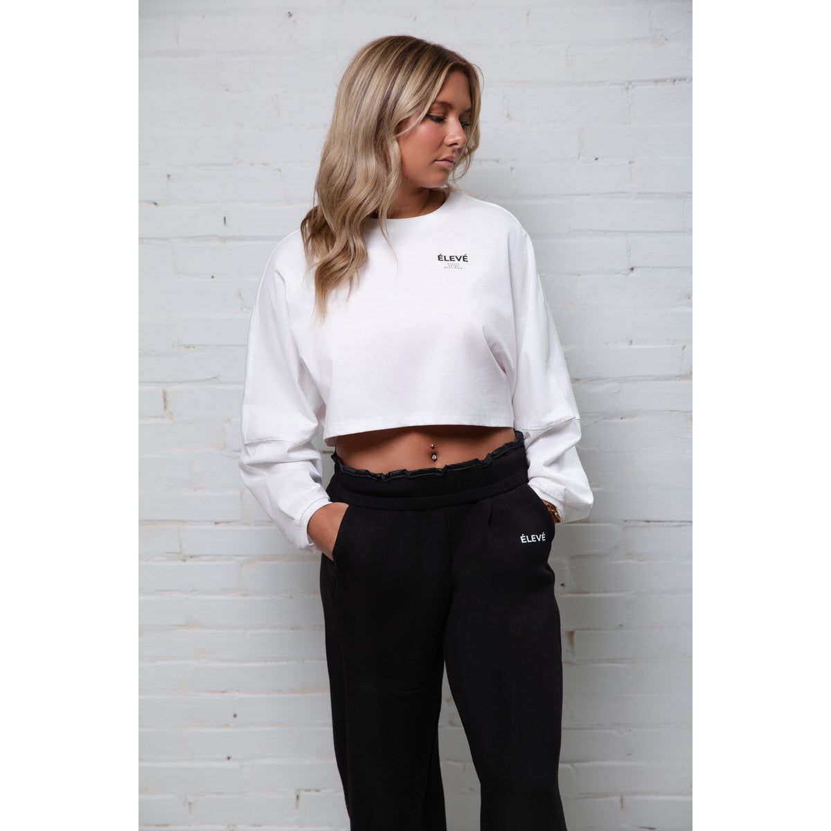 The Élevé Vintage Crop Crew - Élevé