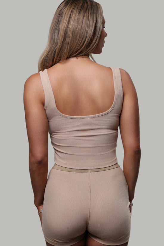 THE LAYLA LOUNGE - TANK - Oat Milk Élevé