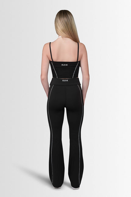 THE RUE CAMBON SET - Élevé