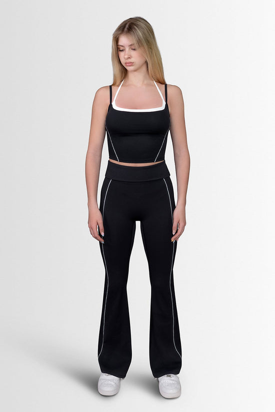 THE RUE CAMBON SET - Élevé